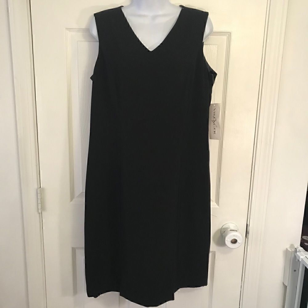 NWT Black Villager Size 14 Beautiful Shift Dress!